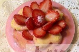 超简单的草莓慕斯蛋糕的做法