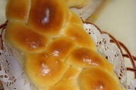 椰蓉辫子面包的做法