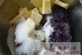 紫薯椰蓉面包
