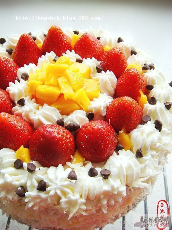草莓芒果奶油蛋糕的做法