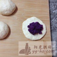 无油无糖紫薯花卷面包的做法图解4