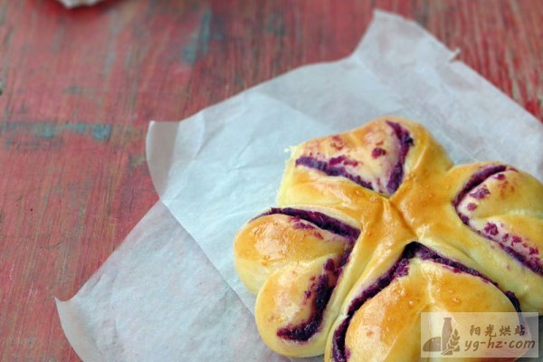 紫薯爱心面包的做法