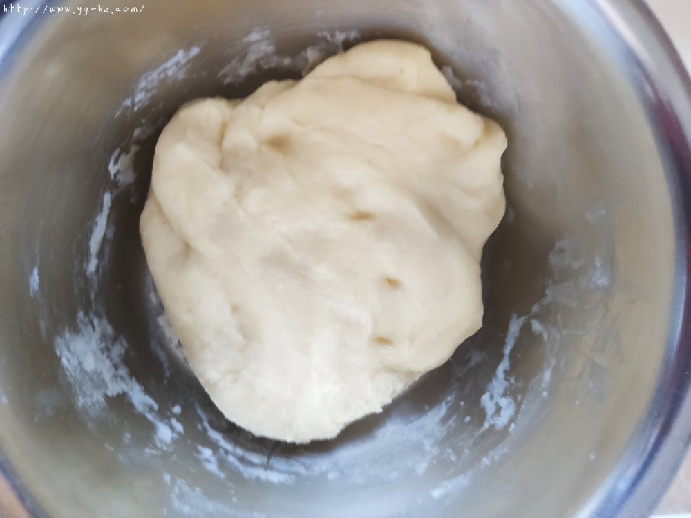 超级软糯的麻薯包（无黄油版）的做法 步骤2