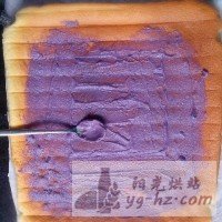 紫薯戚风蛋糕卷的做法图解12