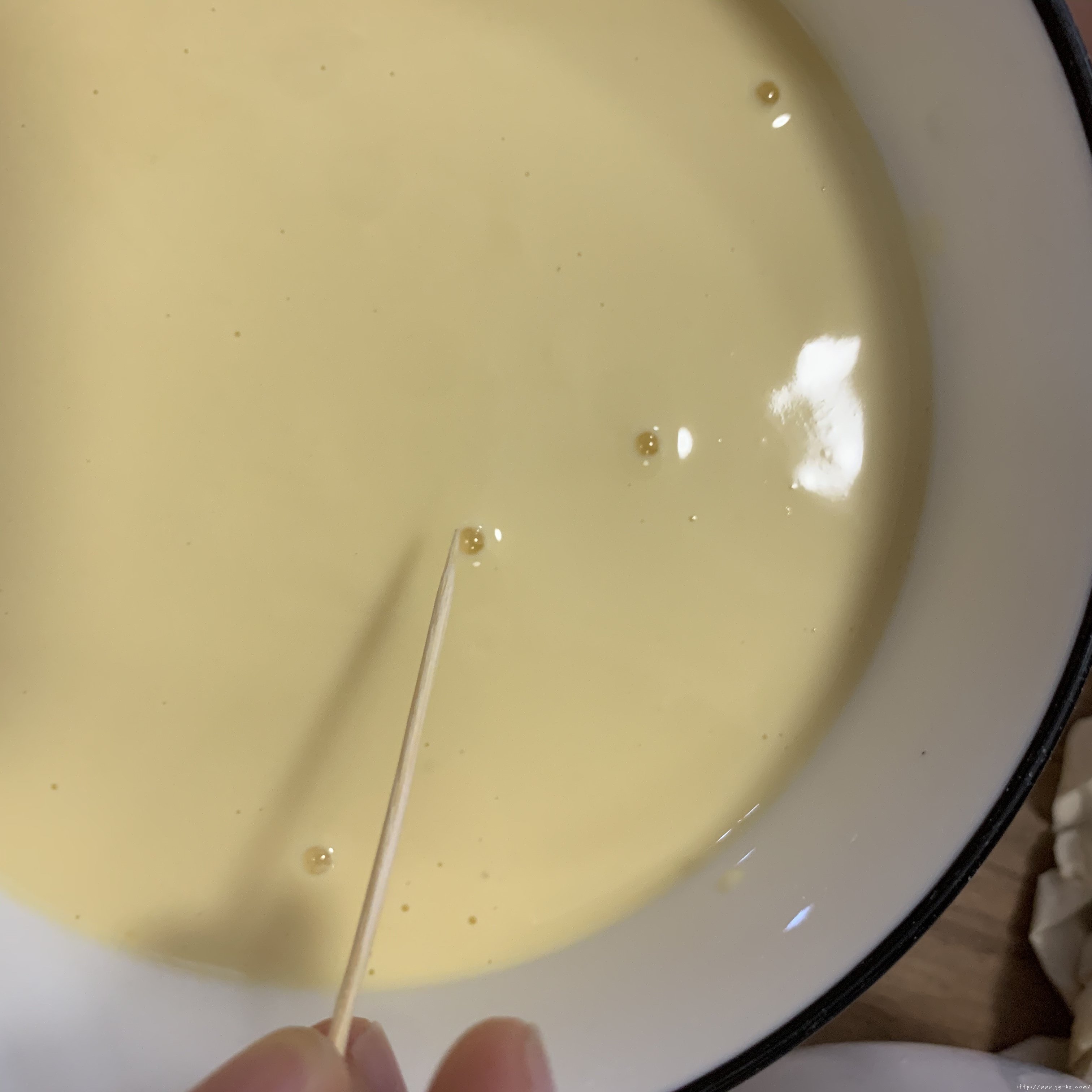 超简单的酸奶蛋糕（何炅版）的做法 步骤12