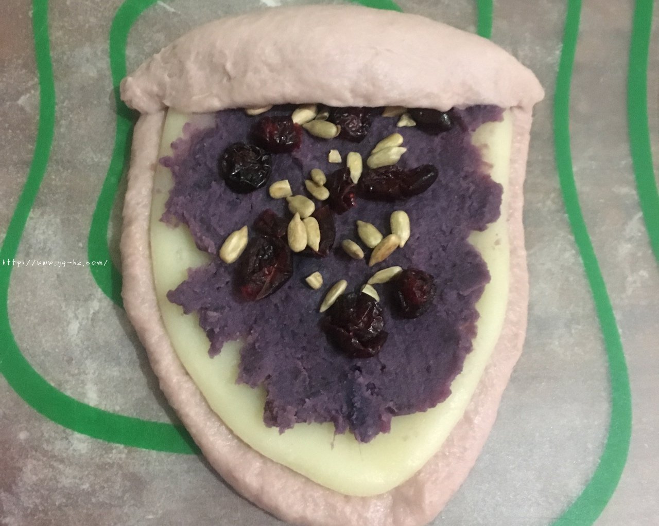 紫薯麻薯软欧包的做法 步骤14
