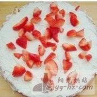 草莓白森林蛋糕 的做法图解3