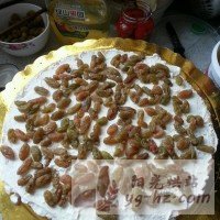 杏仁片生日蛋糕的做法图解5